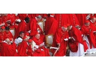 Cardinali, il Papa 
mette ordine
